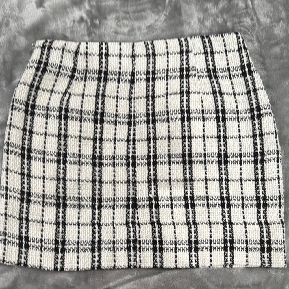 Francesca’s Classic Black and White Plaid Skirt